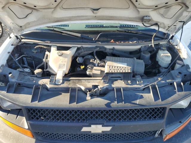 1GCGG25C591117007 - 2009 CHEVROLET EXPRESS G2 WHITE photo 12