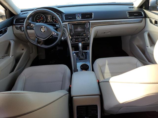 1VWBS7A33GC056430 - 2016 VOLKSWAGEN PASSAT SE SILVER photo 8