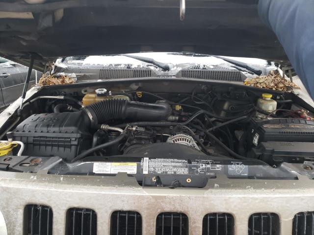 1J4GL38KX5W543738 - 2005 JEEP LIBERTY RENEGADE 棕色 照片 11