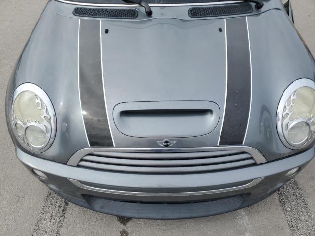 WMWRH33565TF83611 - 2005 MINI COOPER S GRAY photo 11