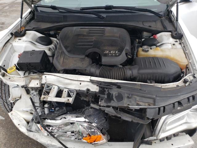 2C3CCAAG6EH343005 - 2014 CHRYSLER 300 WHITE photo 11