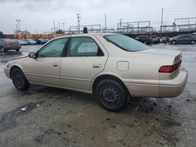 JT2BG28K7W0185493 - 1998 TOYOTA CAMRY LE GOLD photo 2