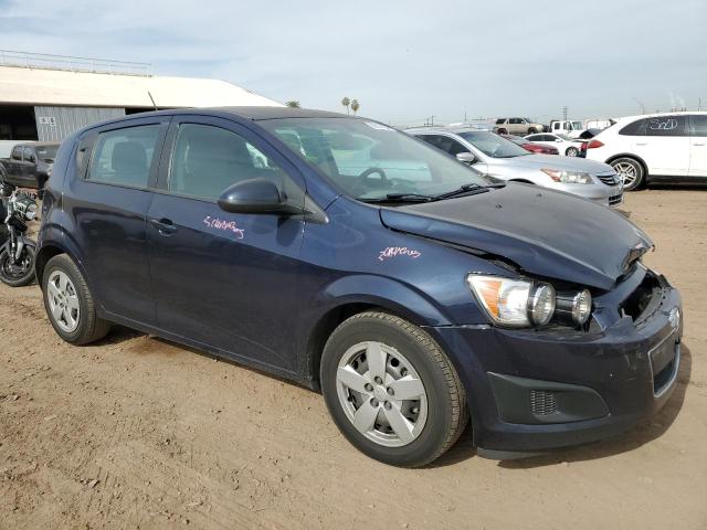 1G1JA6SH7F4206403 - 2015 CHEVROLET SONIC LS BLUE photo 4