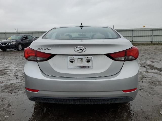 5NPDH4AE6GH740693 - 2016 HYUNDAI ELANTRA SE SILVER photo 6