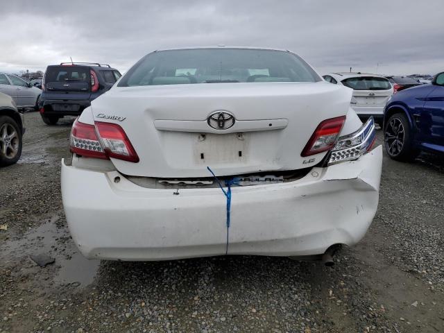 4T1BF3EK4BU587331 - 2011 TOYOTA CAMRY BASE WHITE photo 6