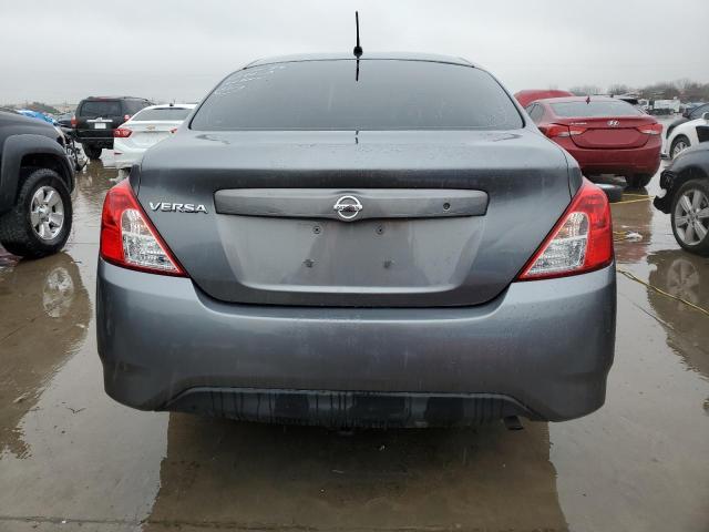 3N1CN7AP8HL852097 - 2017 NISSAN VERSA S GRAY photo 6