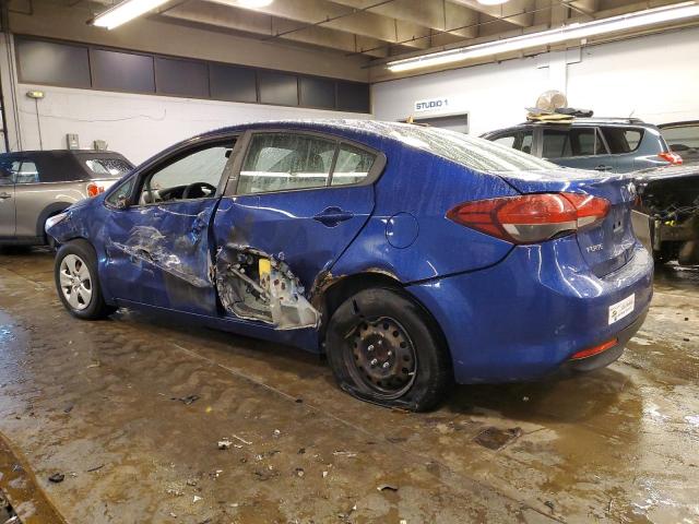 3KPFK4A73JE167193 - 2018 KIA FORTE LX BLUE photo 2