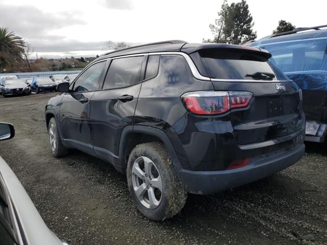 3C4NJCBBXJT285880 - 2018 JEEP COMPASS LATITUDE BLACK photo 2