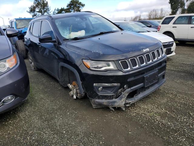 3C4NJCBBXJT285880 - 2018 JEEP COMPASS LATITUDE BLACK photo 4