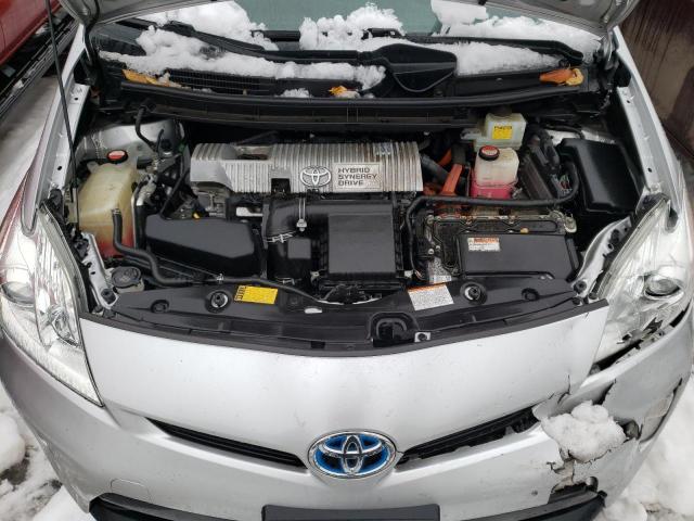 JTDKN3DU9F1887660 - 2015 TOYOTA PRIUS SILVER photo 11