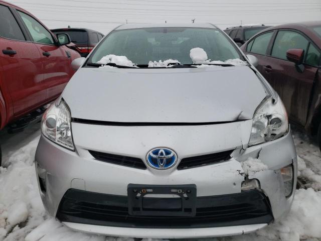 JTDKN3DU9F1887660 - 2015 TOYOTA PRIUS SILVER photo 5