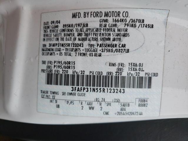 3FAFP31N55R123243 - 2005 FORD FOCUS ZX3 WHITE photo 12