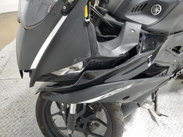 MH3RH17Y2KK001869 - 2019 YAMAHA YZFR3 BLACK photo 10