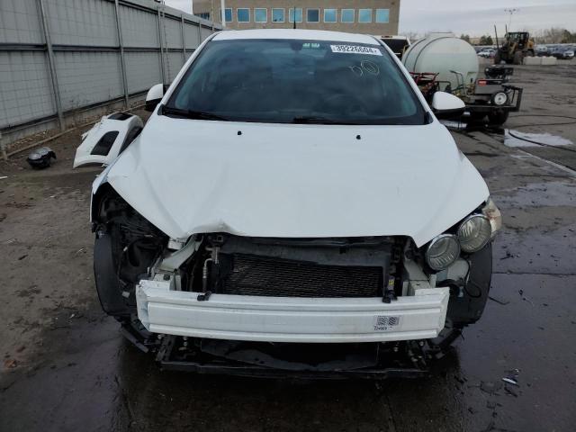 1G1JC5SH3E4187528 - 2014 CHEVROLET SONIC LT WHITE photo 5