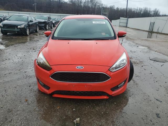 1FADP3F20GL275566 - 2016 FORD FOCUS SE RED photo 5