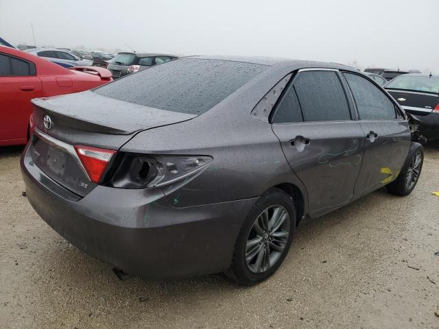 4T1BF1FKXGU242699 - 2016 TOYOTA CAMRY LE GRAY photo 3