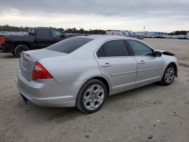 3FAHP0HA0BR103732 - 2011 FORD FUSION SE SILVER photo 3