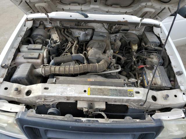 1FTYR10U34PA75533 - 2004 FORD RANGER WHITE photo 11