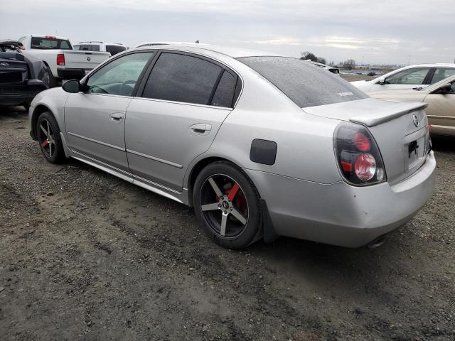 1N4BL11DX4C140445 - 2004 NISSAN ALTIMA SE SILVER photo 2