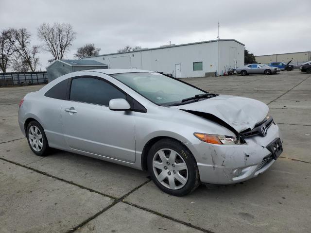 2HGFG12637H507642 - 2007 HONDA CIVIC LX SILVER photo 4