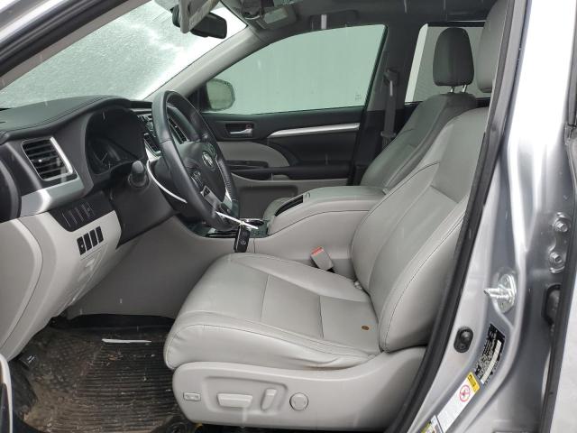 5TDJKRFH7GS503726 - 2016 TOYOTA HIGHLANDER XLE Gümüş foto 7