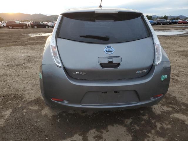 1N4AZ0CP3FC328447 - 2015 NISSAN LEAF S GRAY photo 6