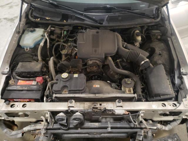 1LNHM81W54Y674835 - 2004 LINCOLN TOWN CAR EXECUTIVE SILVER photo 11