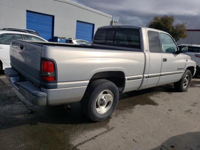 1B7HC13Y8XJ641001 - 1999 DODGE RAM 1500 SILVER photo 3