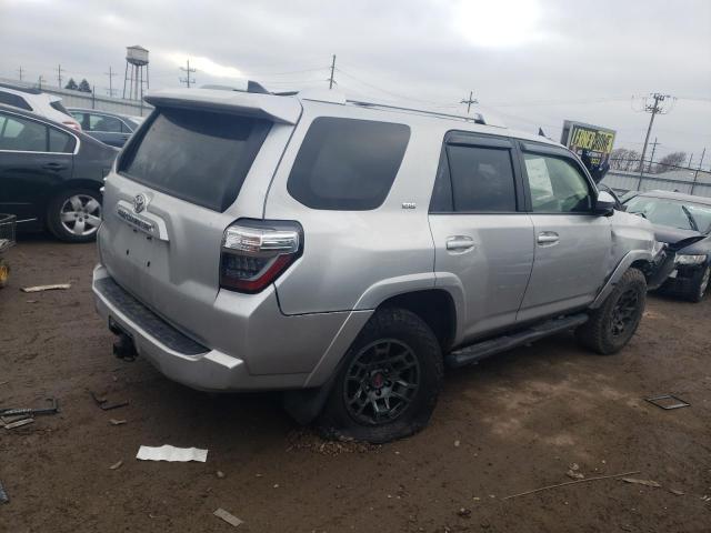 JTEBU5JR1G5326826 - 2016 TOYOTA 4RUNNER SR5/SR5 PREMIUM 银色 照片 3