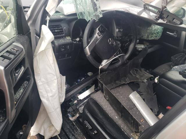 JTEBU5JR1G5326826 - 2016 TOYOTA 4RUNNER SR5/SR5 PREMIUM 银色 照片 8