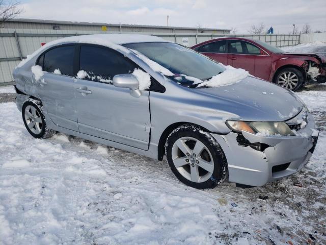 19XFA1F68AE080195 - 2010 HONDA CIVIC LX-S Արծաթագույն լուսանկար 4