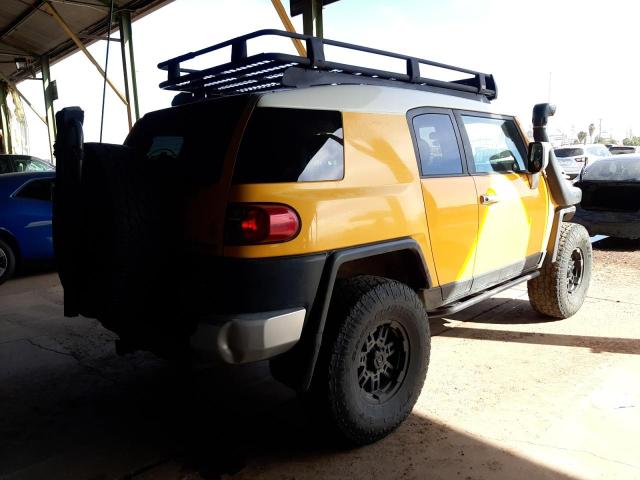 JTEBU11F970028813 - 2007 TOYOTA FJ CRUISER YELLOW photo 3