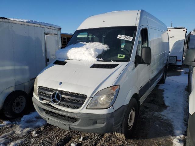 WD3PE8CB7C5706301 - 2012 MERCEDES-BENZ SPRINTER 2500 WHITE photo 1