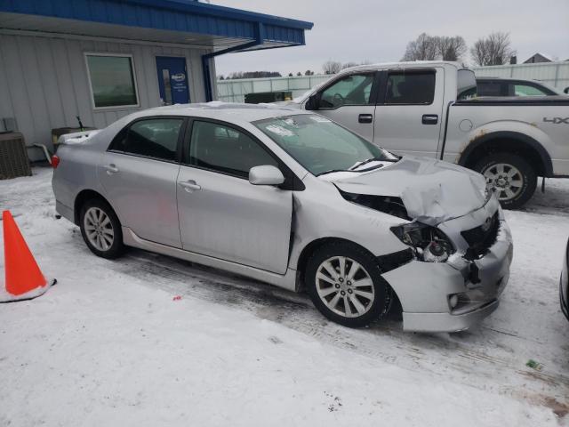 2T1BU40EX9C147560 - 2009 TOYOTA COROLLA BASE SILVER photo 4