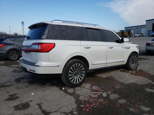 5LMJJ2LTXJEL00340 - 2018 LINCOLN NAVIGATOR RESERVE WHITE photo 3