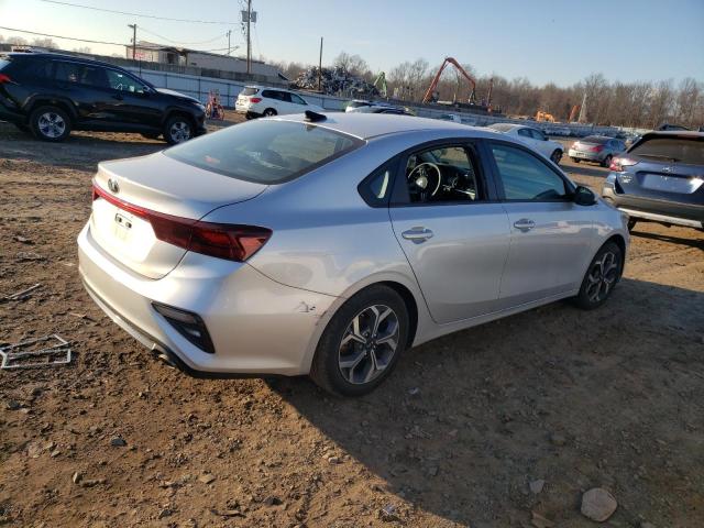 3KPF24AD0LE188818 - 2020 KIA FORTE FE SILVER photo 3