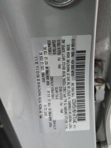 3MYDLBYV5KY524503 - 2019 TOYOTA YARIS L WHITE photo 12