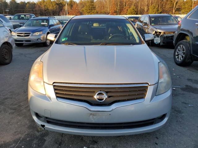 1N4BL21E28N470136 - 2008 NISSAN ALTIMA 3.5SE SILVER photo 5