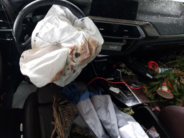 5UXTR9C5XJLC83149 - 2018 BMW X3 XDRIVE30I WHITE photo 8