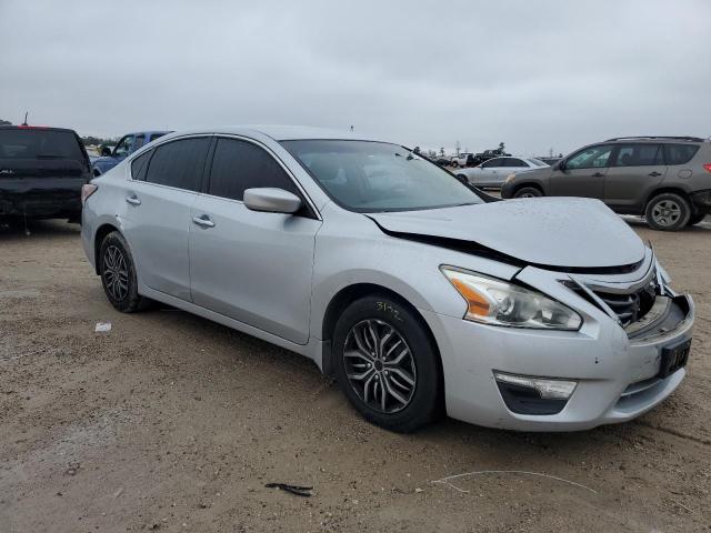 1N4AL3AP6FN337749 - 2015 NISSAN ALTIMA 2.5 SILVER photo 4