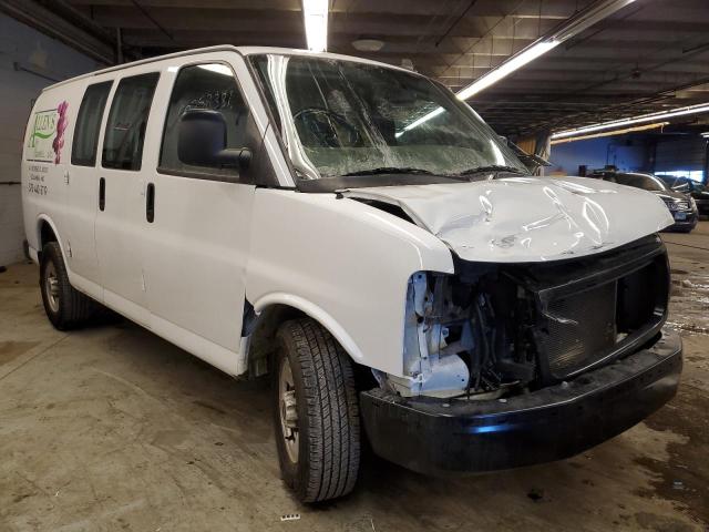 1GTW7AFP3J1331196 - 2018 GMC SAVANA G2500 WHITE photo 4