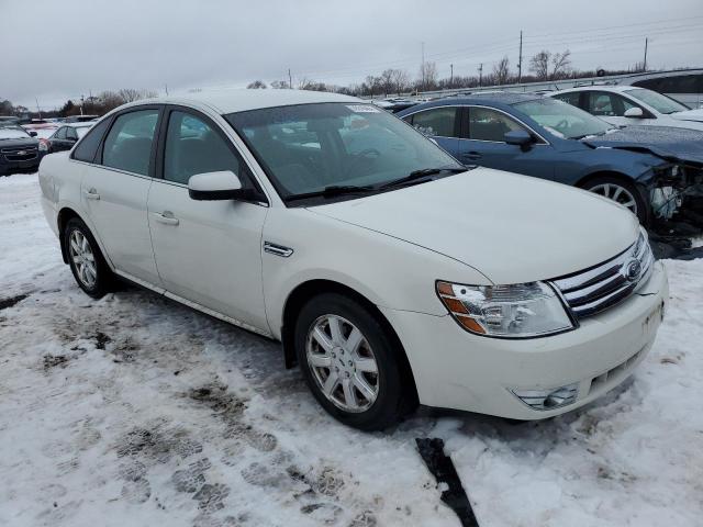 1FAHP23W29G122511 - 2009 FORD TAURUS SE WHITE photo 4