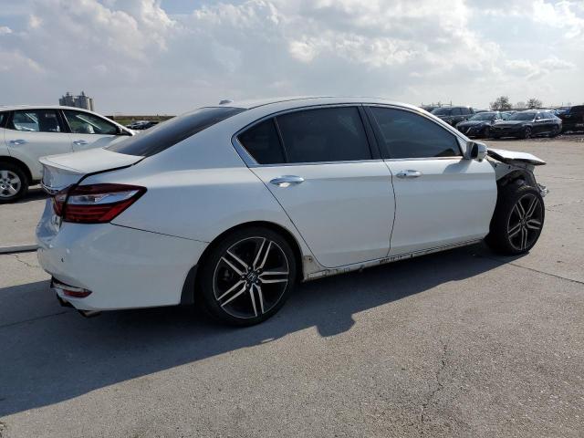 1HGCR3F93HA012211 - 2017 HONDA ACCORD TOURING WHITE photo 3