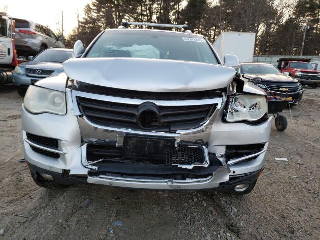 WVGBE77L09D017580 - 2009 VOLKSWAGEN TOUAREG 2 V6 SILVER photo 5