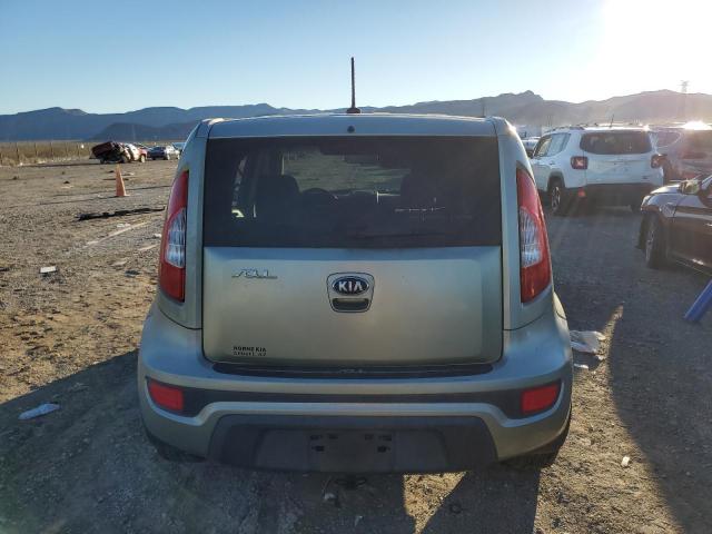 KNDJT2A57D7498552 - 2013 KIA SOUL GREEN photo 6