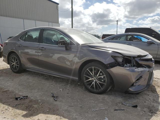 4T1G11AK3RU885099 - 2024 TOYOTA CAMRY SE NIGHT SHADE GRAY photo 4