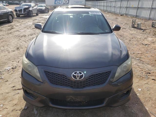 4T1BF3EK2BU166725 - 2011 TOYOTA CAMRY BASE GRAY photo 5