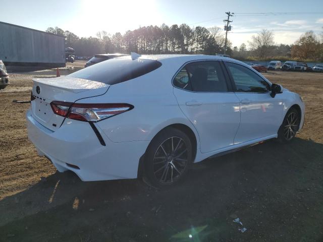 4T1G11AK0MU406601 - 2021 TOYOTA CAMRY SE WHITE photo 3