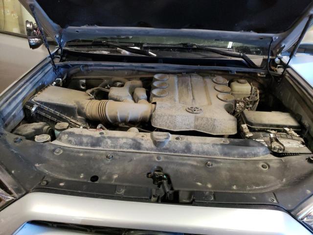 JTEBU5JR2J5515797 - 2018 TOYOTA 4RUNNER SR5/SR5 PREMIUM 银色 照片 12