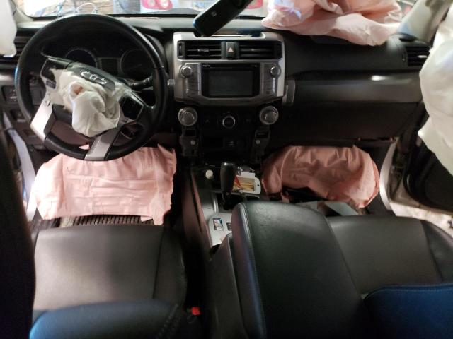 JTEBU5JR2J5515797 - 2018 TOYOTA 4RUNNER SR5/SR5 PREMIUM 银色 照片 8